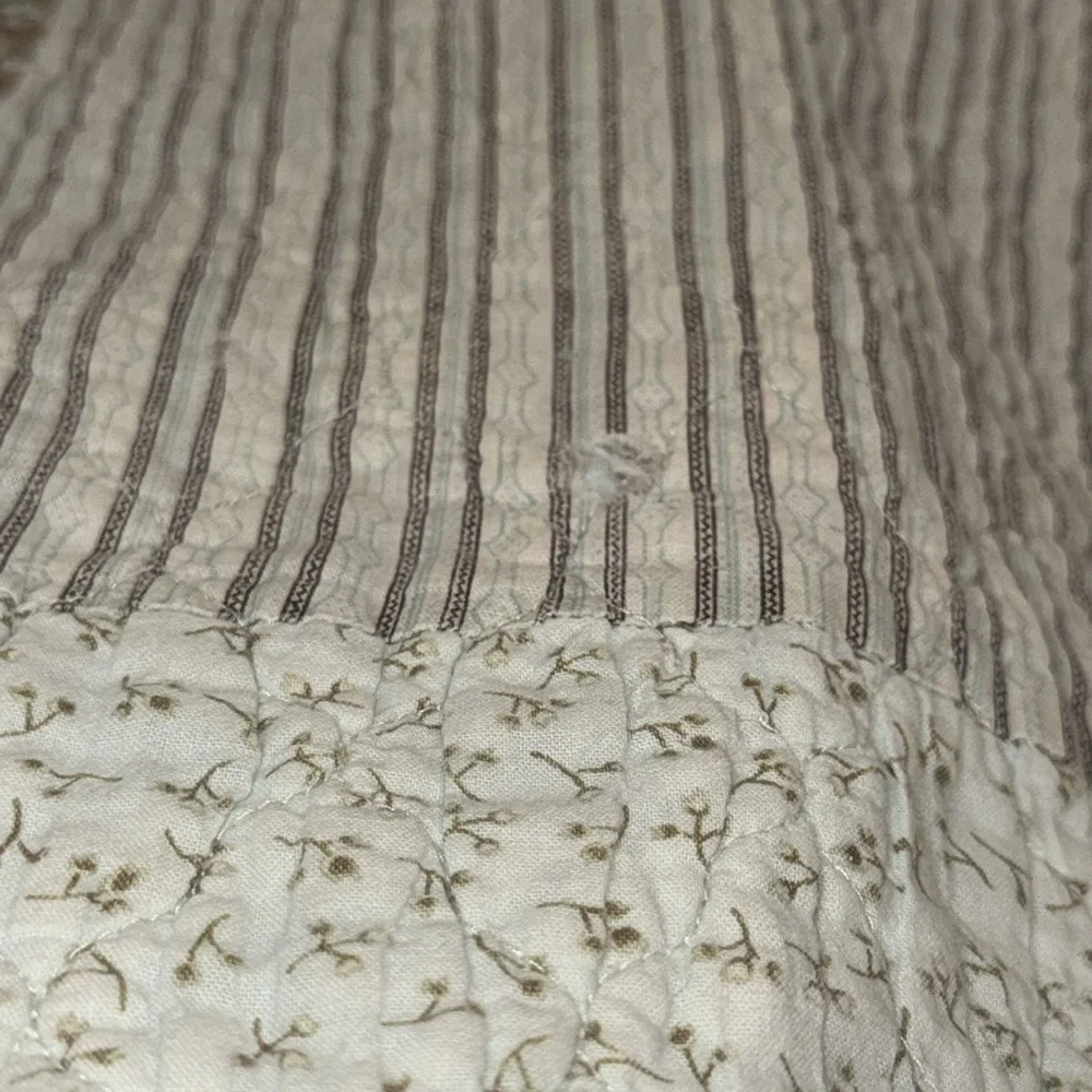 Vintage Floral shabby heirloom cottage Patchwork Quilt robin’s egg, pink,  brown - Picture 12 of 13